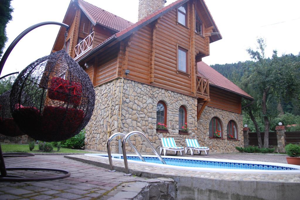 Villa Bilogirya 야렘체 외부 사진